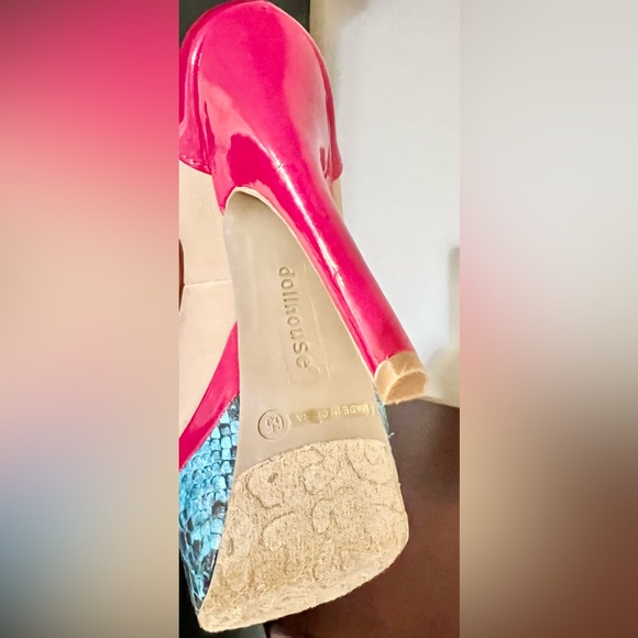 NWOT Dollhouse 5.5 in platform heels. 6.5. Suede/patent leather/faux snakeskin. - Picture 10 of 13